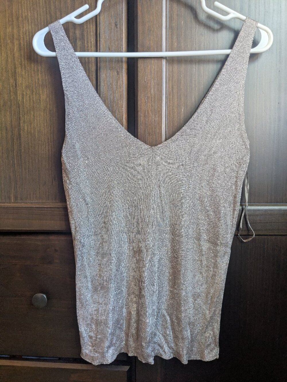 Reiss Metallic Sleeveless V‑Neck Top – XS